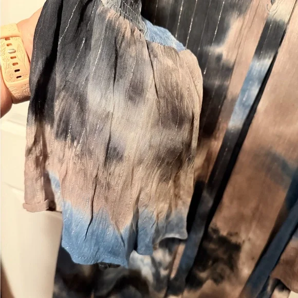 Umgee Blue Taupe & Black Tie-Dye Pleated Tunic - Picture 6 of 7